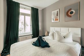 Luga Homes – Stadthaus