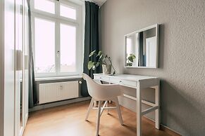 Luga Homes – Stadthaus