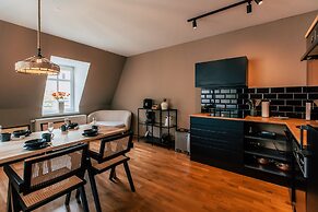 Luga Homes – Stadthaus