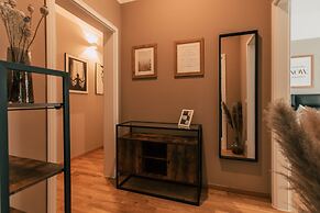 Luga Homes – Stadthaus