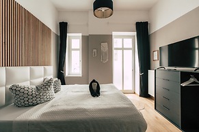 Luga Homes – Stadthaus