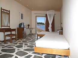 Aquarius Beach Hotel