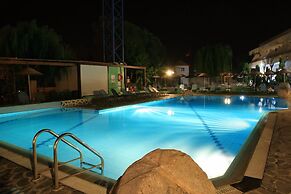 Aquarius Beach Hotel