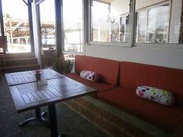 Aquarius Beach Hotel