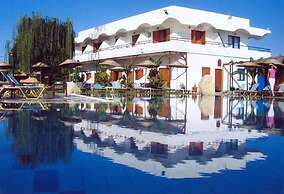 Aquarius Beach Hotel