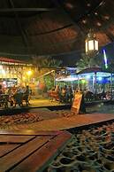 Aquarius Beach Hotel