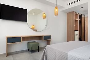 Aquarius Beach Hotel