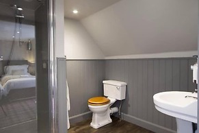 Glen Clova Hotel and Lodges