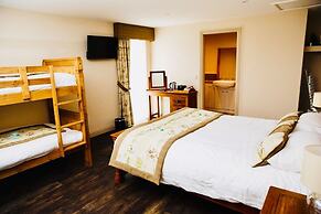 Glen Clova Hotel and Lodges