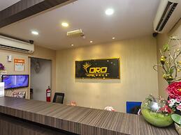 OYO 1214 Oro Hotel