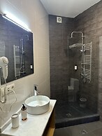 Alliance Hotel