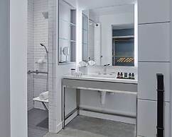 Canopy by Hilton Portland Pearl District