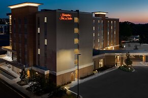 Hampton Inn & Suites Tallahassee Capitol - University