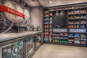 Hampton Inn & Suites Tallahassee Capitol - University