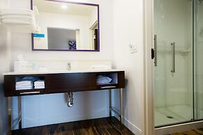 Hampton Inn & Suites by Hilton Warrington Horsham