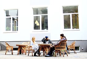 Stories Hub