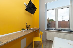 Stories Hub