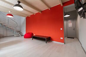 Stories Hub