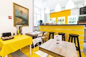 Stories Hub