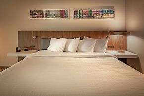 Hilton Garden Inn Dallas at Hurst Conference Center