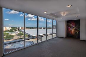 Hilton Garden Inn Dallas at Hurst Conference Center