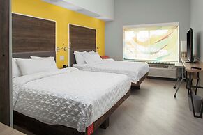 Tru by Hilton Farmville