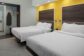 Tru by Hilton Farmville