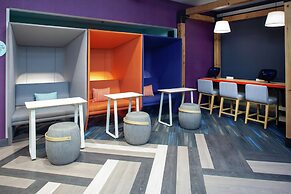 Tru by Hilton Farmville