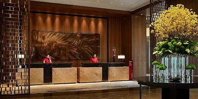 HUALUXE Ningbo Harbor City