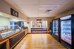 Holiday Inn Club Vacations Oak n’ Spruce Resort in the Berkshires by I