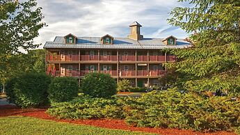 Holiday Inn Club Vacations Oak n’ Spruce Resort in the Berkshires by I