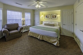 Holiday Inn Club Vacations Oak n’ Spruce Resort in the Berkshires by I