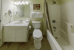 Holiday Inn Club Vacations Oak n’ Spruce Resort in the Berkshires by I