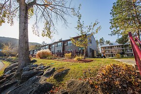 Holiday Inn Club Vacations Oak n’ Spruce Resort in the Berkshires by I