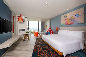 Holiday Inn Resort Vana Nava Hua Hin by IHG