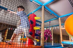 Holiday Inn Resort Vana Nava Hua Hin by IHG