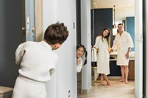 Holiday Inn Resort Vana Nava Hua Hin by IHG