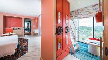 Holiday Inn Resort Vana Nava Hua Hin by IHG