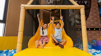 Holiday Inn Resort Vana Nava Hua Hin by IHG