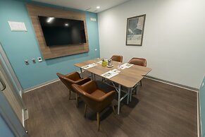 Holiday Inn Lima Airport by IHG