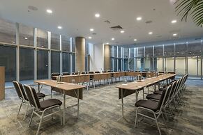 Holiday Inn Lima Airport by IHG