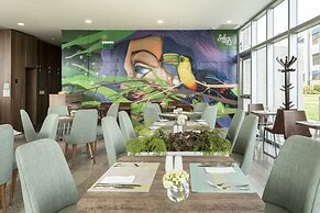 Holiday Inn Lima Airport by IHG