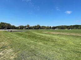 Holiday Inn Hotel & Suites Farmington Hills - Detroit NW by IHG