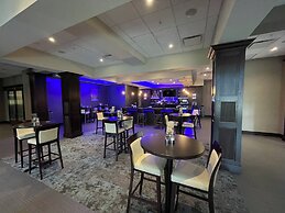 Holiday Inn Hotel & Suites Farmington Hills - Detroit NW by IHG