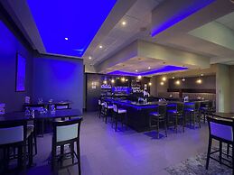 Holiday Inn Hotel & Suites Farmington Hills - Detroit NW by IHG