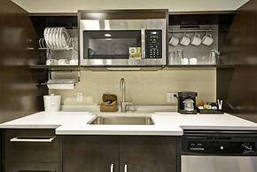 Home2 Suites by Hilton KCI Airport