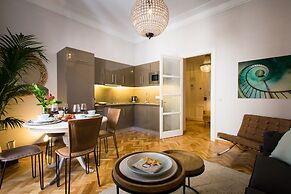 Holidays2Malaga Premium Apartments