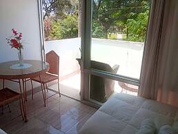 Monterrico Suites Hotel