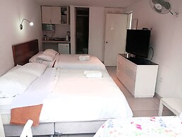 Monterrico Suites Hotel