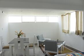 Monterrico Suites Hotel
